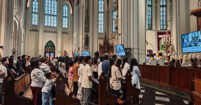 Perayaan Paskah di Katedral Jakarta Berjalan Lancar, PLN Jaga Listrik Tetap Stabil