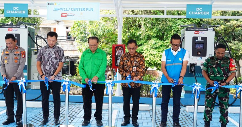 Transaksi Melejit 5 Kali, PLN Perkuat Ekosistem EV Jakarta Lewat SPKLU Center ke-4