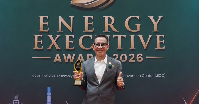 Sukses Pimpin Transformasi Hijau, General Manager PLN UID Jakarta Raya Raih Energy Executive Award 2026