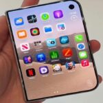 Beda dari Kebanyakan HP Lipat, Ini Alasan Apple Memilih Desain Lebar untuk iPhone Duo