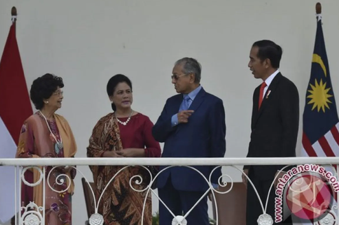 Siti Hasmah Istri Mahathir Mohamad Meninggal Dunia, Dimakamkan Secara Kenegaraan