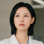 Kim Ji Won Belajar Teknik Bedah demi Peran di Drama Doctor X