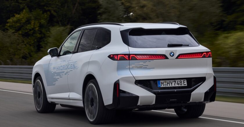 BMW iX5 Bakal Punya Varian Hidrogen, Target Jarak Tempuh 750 Km – Jurnal Berita.id