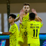 Jean Paul Van Gastel Targetkan Kemenangan PSIM Yogyakarta atas Persija