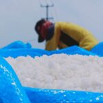 Untuk Tingkatkan Kesejahteraan, Petambak Garam Minta Akses ke Perbankan